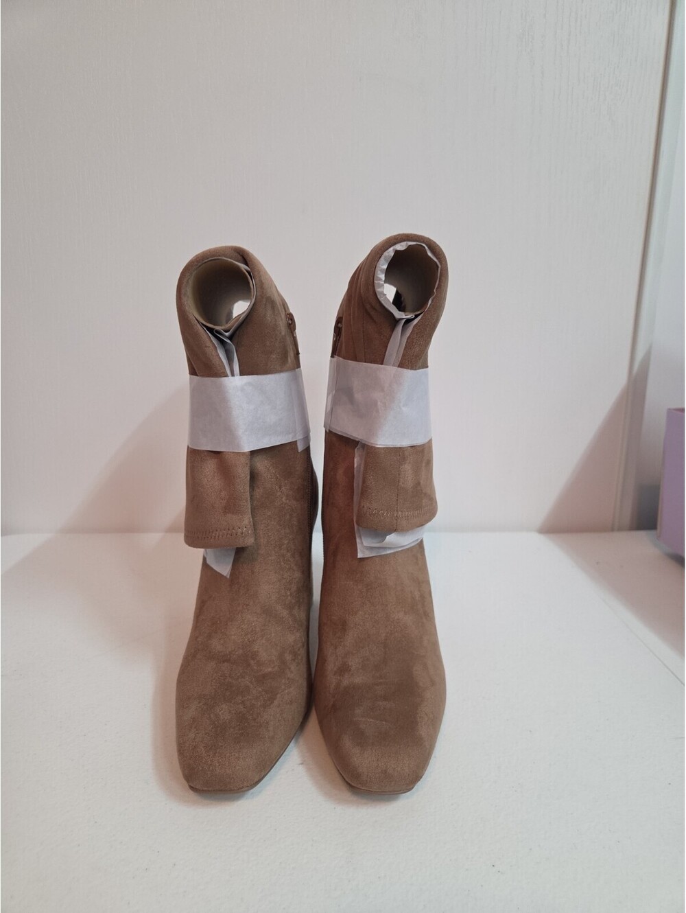 women s madden girl boots Lt. Taupe size 8.5